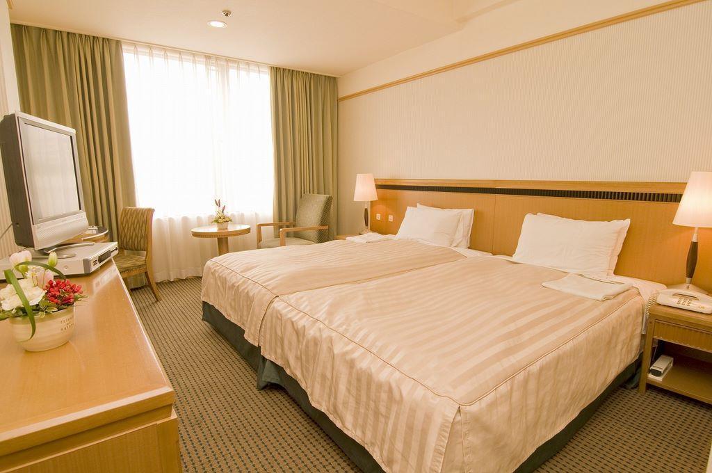 Orion Hotel נאהא מראה חיצוני תמונה