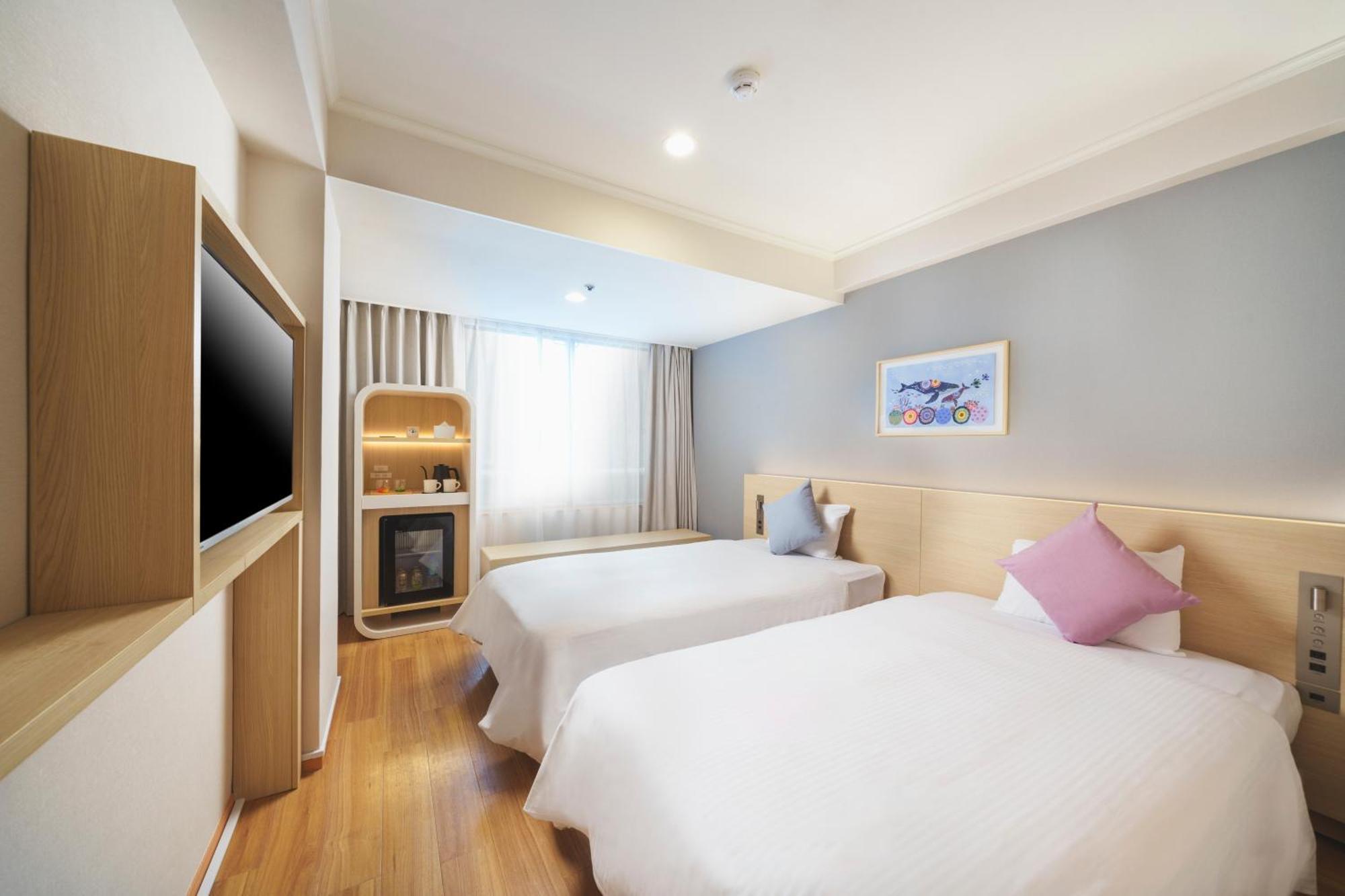 Orion Hotel נאהא מראה חיצוני תמונה