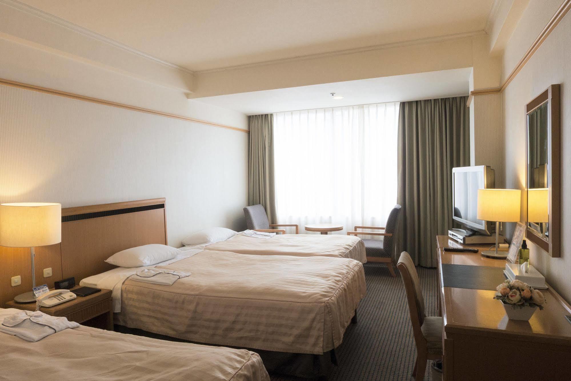 Orion Hotel נאהא מראה חיצוני תמונה